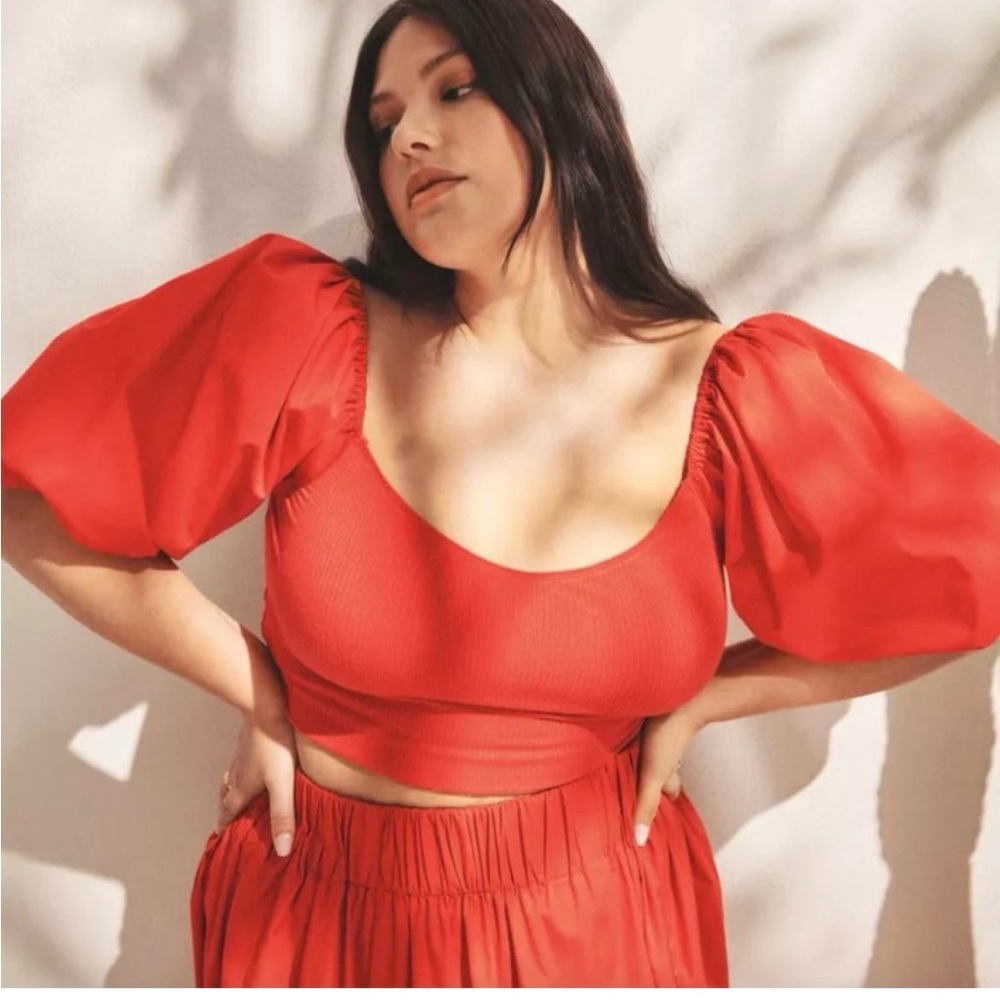 A&F Puff Sleeve Mixed Fabric Top red small NWT